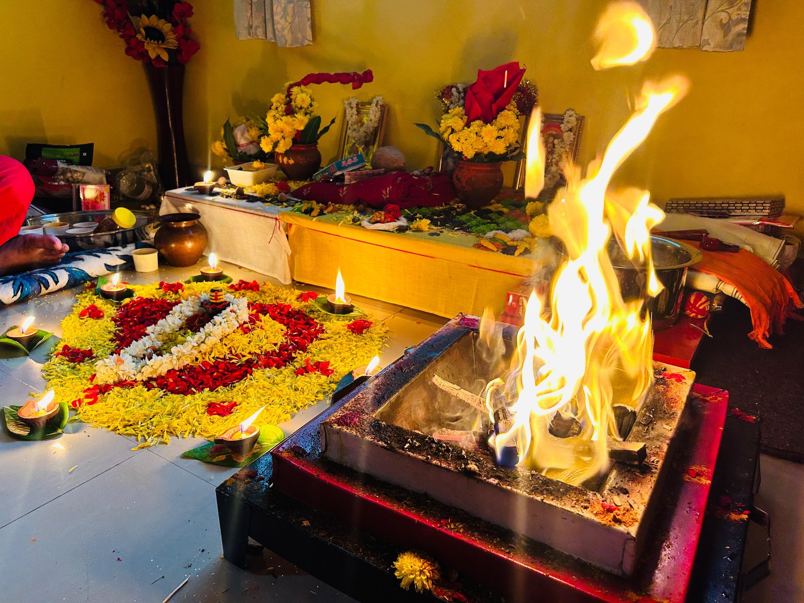 Pandit Akash Shastri
