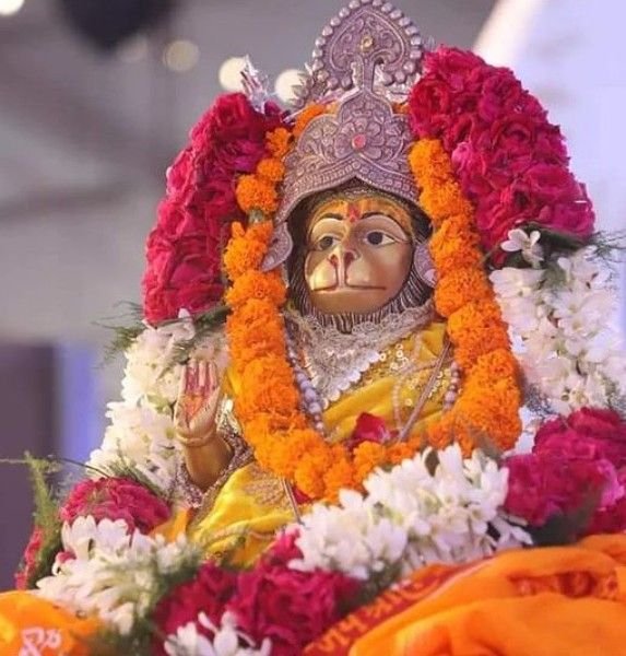 Sri Ramachandra Kripalu Lyrics in Telugu: A Devotional Hymn Praising Lord Rama